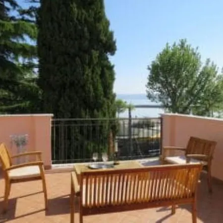 Regina Amalasunta Villa Marta