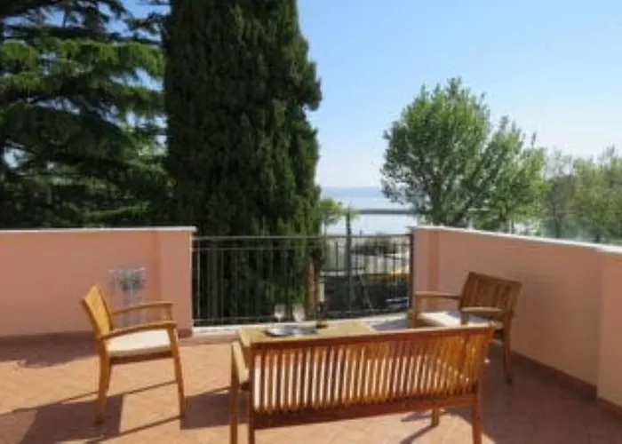 Regina Amalasunta Villa Marta